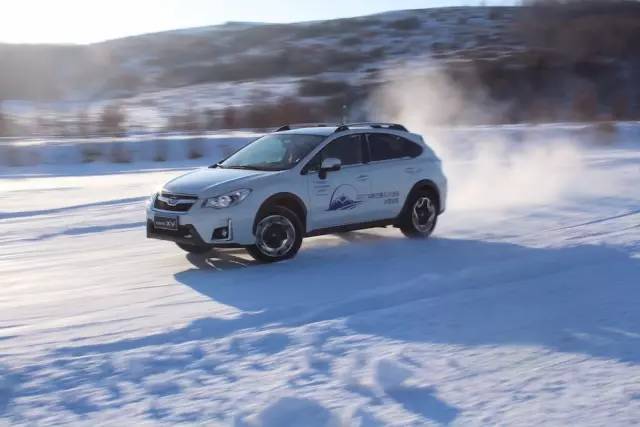 斯巴鲁全系车型试驾,斯巴鲁冰雪飙车