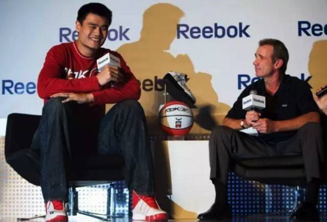 姚明当年为啥要代言锐步,姚明与锐步