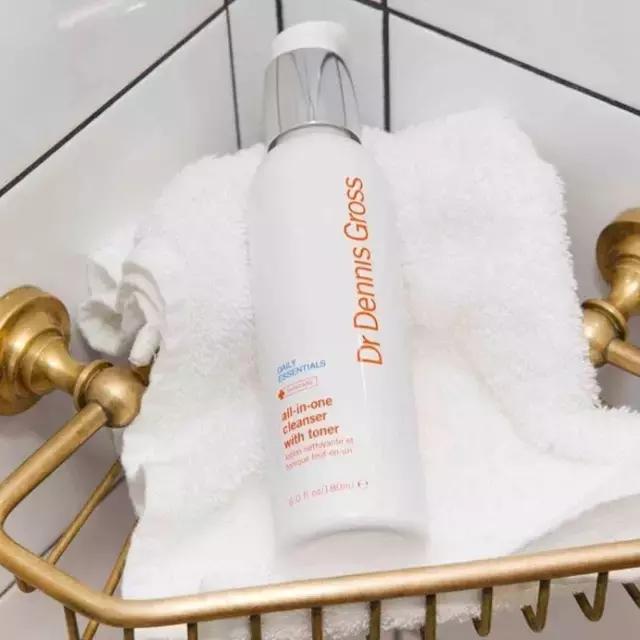 明星日常保养护肤,睡前保养脸部必备护肤品图