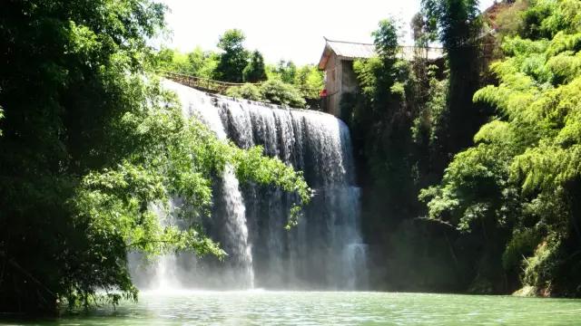 成都周边一天自驾游去哪里,春节成都附近3天自驾游哪里耍