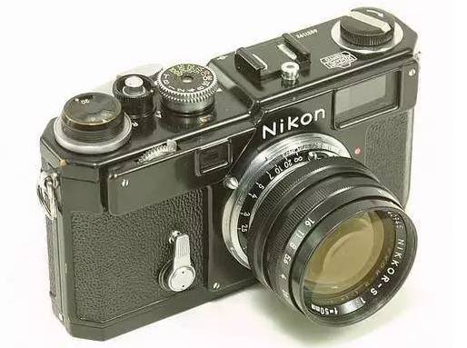 尼康镜片磨损,尼康发展史