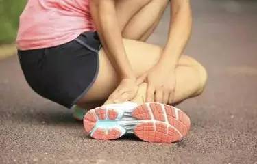 足踝损伤后恢复方法,踝扭伤肌效贴治疗原则