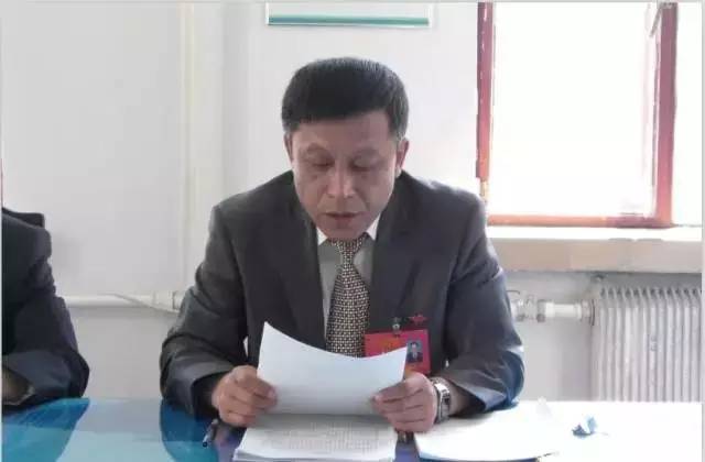 聚焦两会政协委员谈报告,聚焦两会区人大代表热议工作报告