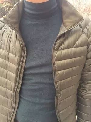 哭着笑出来，被平台爆款盗用的杂志封面