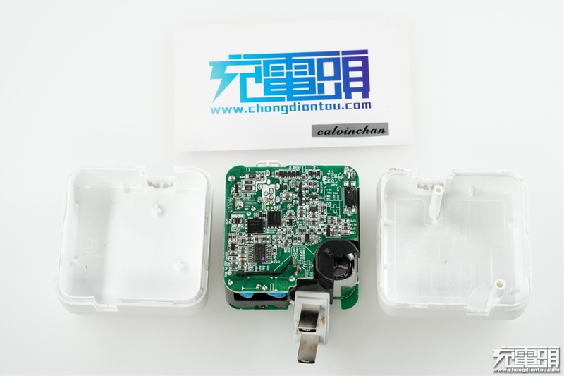 x90120w充电器拆解,9x充电头拆解视频