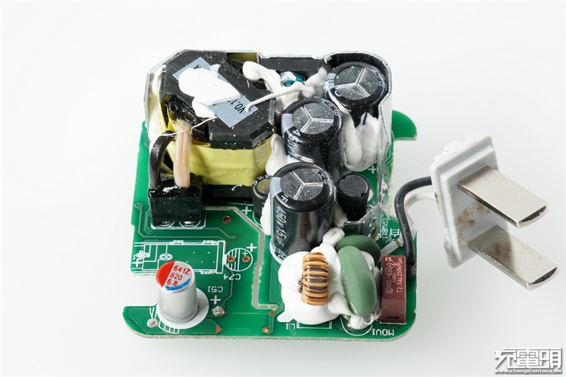 x90120w充电器拆解,9x充电头拆解视频