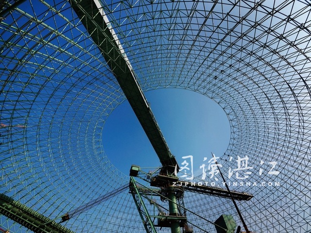 青年技能人才扎根湛江钢铁追寻工匠精神