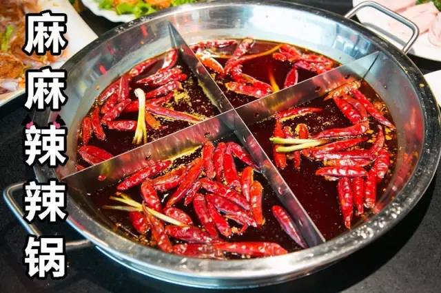 一家长过年前带着孩子出了趟门，结果熊孩子说什么也不肯回家了！