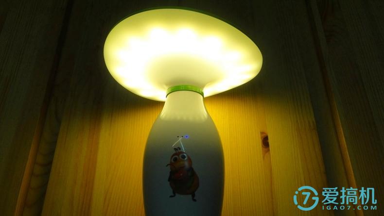虫虫派智能语音灯：小可蚁语音操控灯，真的是非常“小可以“