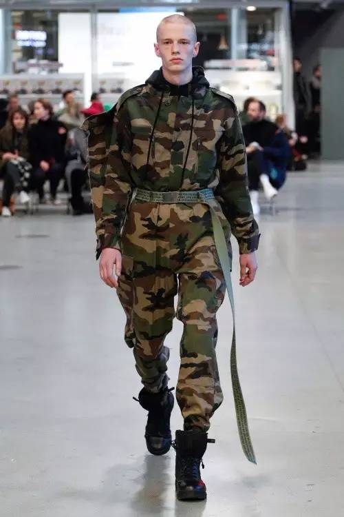 vetements最新款,vetements经典款