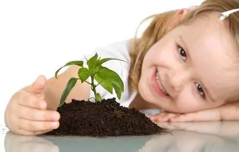 家长询问孩子尿床的问题,幼儿园幼儿尿频案例分析与措施