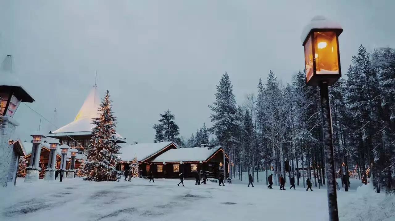世界尽头的那个小镇 住着 35 人︱寿小姐