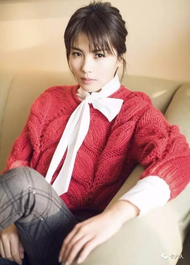 看看有适合你的脸型的一款发型吗,任何脸型都适合的一款发型