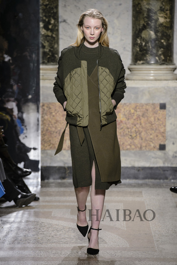 智慧女性心目中的最佳气质！MARYLING2017秋冬女装秀，海报网带你亲临2017秋冬米兰时装周