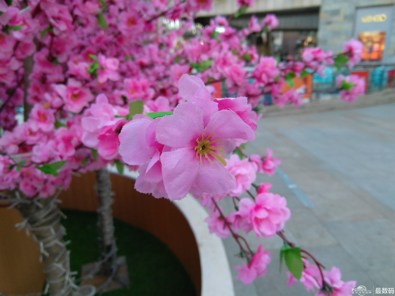 联想zukz2对比联想zukedge,联想zukz2值得买吗