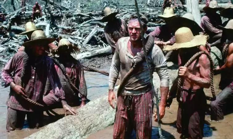 比肖申克还好看的越狱电影,肖申克的救赎受哪部越狱电影影响