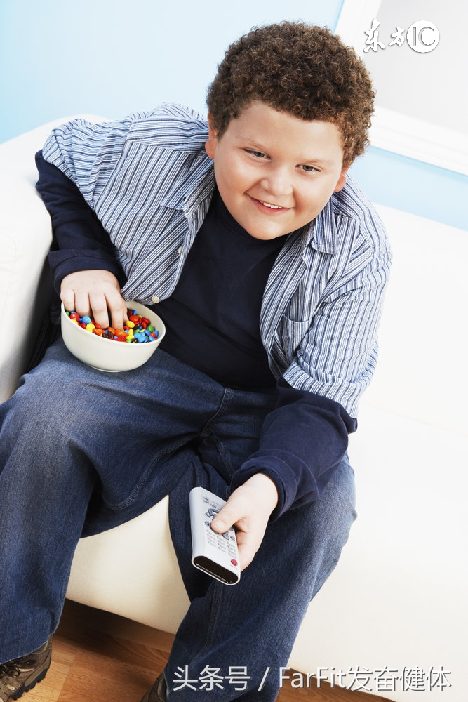 怎样的锻炼动作使臀部有型,如何锻炼让腹部和臀部更有型