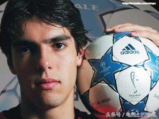 足球场上的帅哥图片,足球场上的帅哥场面