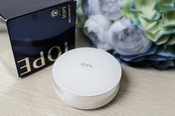 裸妆气垫bb霜哪款好用,超好用的一款亮白遮瑕气垫