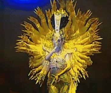 妈呀，我可能看了假的春晚