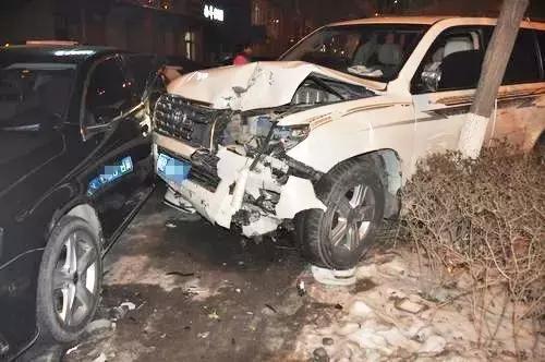 无证驾驶撞人交警会怎么处理,无证司机开车撞人逃逸