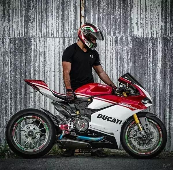 那些贵到离谱的摩托车,土豪级摩托车