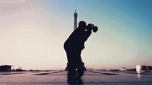 情人节都过了你还在送花吗,情人节快到了没人送花