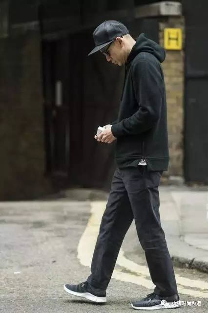 鞋头不能说的秘密！盘点2016年炒价崩盘的7双球鞋