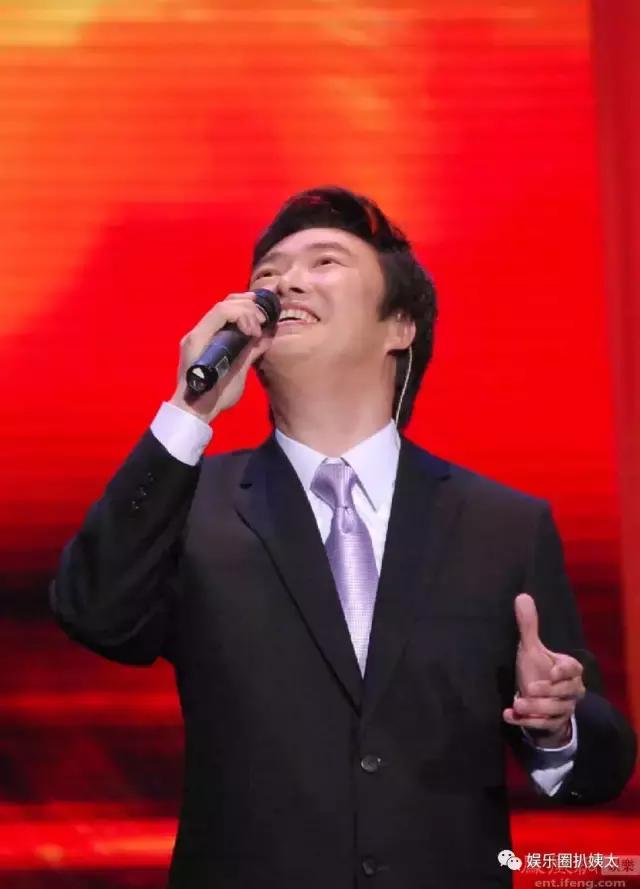 张杰下腰歌唱,张杰大张伟开场舞