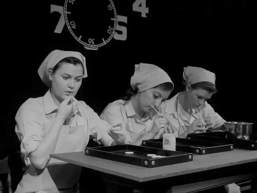 这种物质曾被当作保健成分,受害者的遗骨因此发光上千年