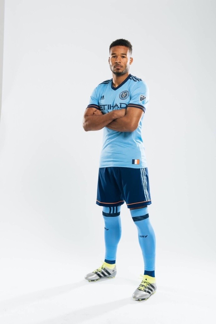 皮尔洛纽约城球衣,纽约新赛季球衣