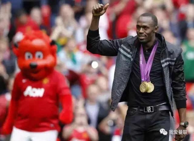 谁是现今足坛第一人,谁是足坛现役第一人