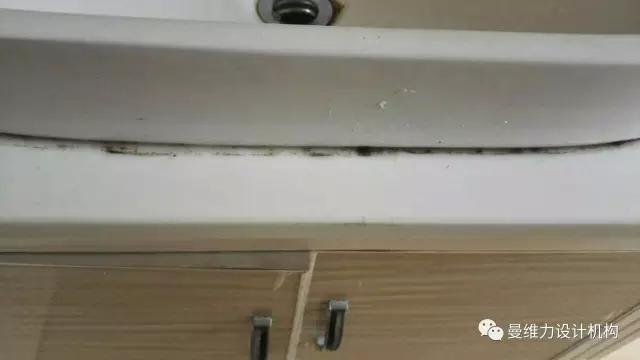 玻璃胶发霉有什么补救办法,玻璃胶发霉了怎么补救