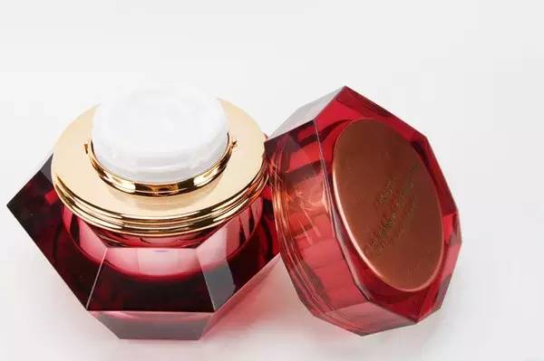 伊思两种蜗牛霜的区别,韩国伊思红蜗牛霜功效