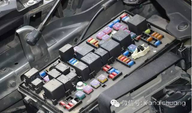 二手车泡水鉴定评估标准,二手车怎样鉴定泡水车