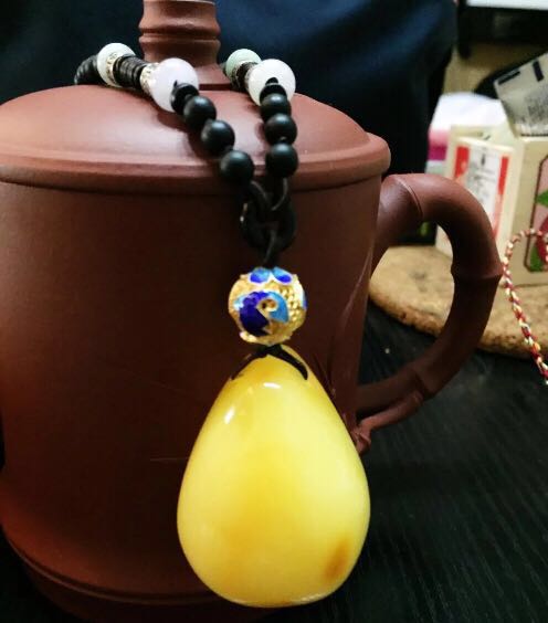 蜜蜡琥珀的特点,怎样鉴别波罗的海蜜蜡琥珀