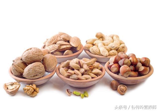 孕期为什么总是吐水,孕期一天吐好几次