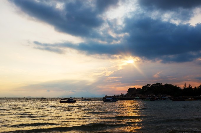 论一个吃货的自我修养小说,论一个吃货的自我修养