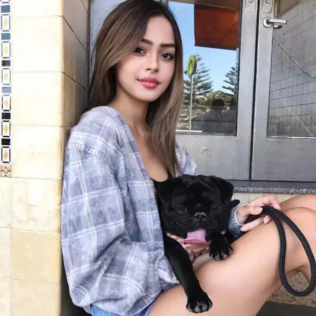 朴灿烈的个人抖音,抖音网红版朴灿烈