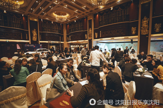 沈阳巴黎婚纱旅拍婚照,巴黎婚纱婚博会