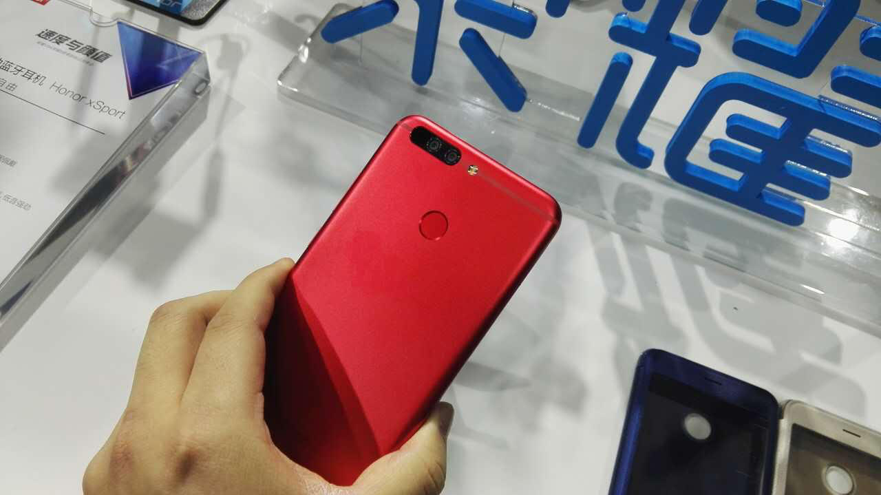 荣耀v9值得入手吗,荣耀v9值得买吗