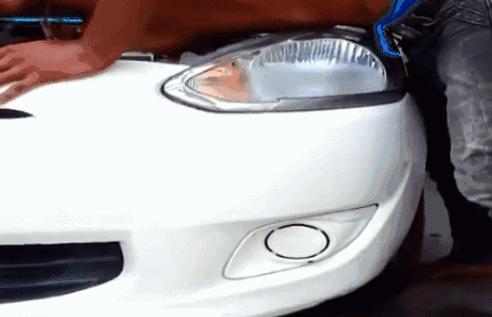 无损修复汽车凹痕是怎么做的,汽车凹痕用开水管用吗