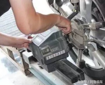 汽车行驶抖动需要做动平衡吗,换轮胎后做了动平衡高速还是抖动