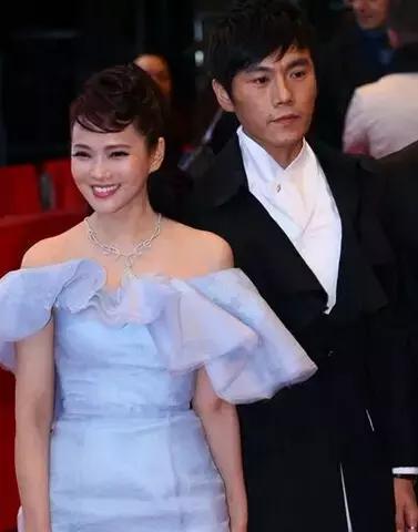 盘点圈内年龄相差大的姐弟恋,男生为什么会选择姐弟恋