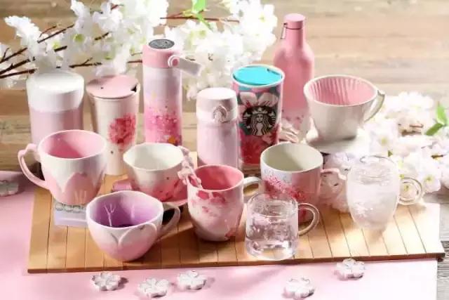 星巴克春季樱花,星巴克官方旗舰店直播樱花杯