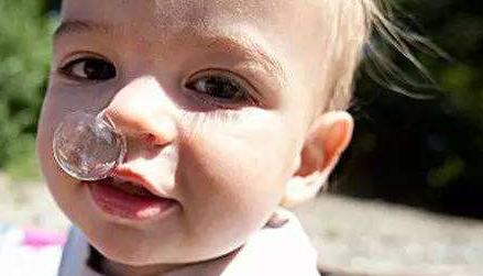 宝宝感冒后一直流鼻涕,宝宝一直流鼻涕咳嗽有痰