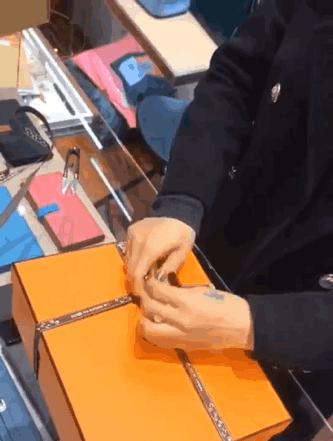 背爱马仕假包去专柜,爱马仕假包专柜