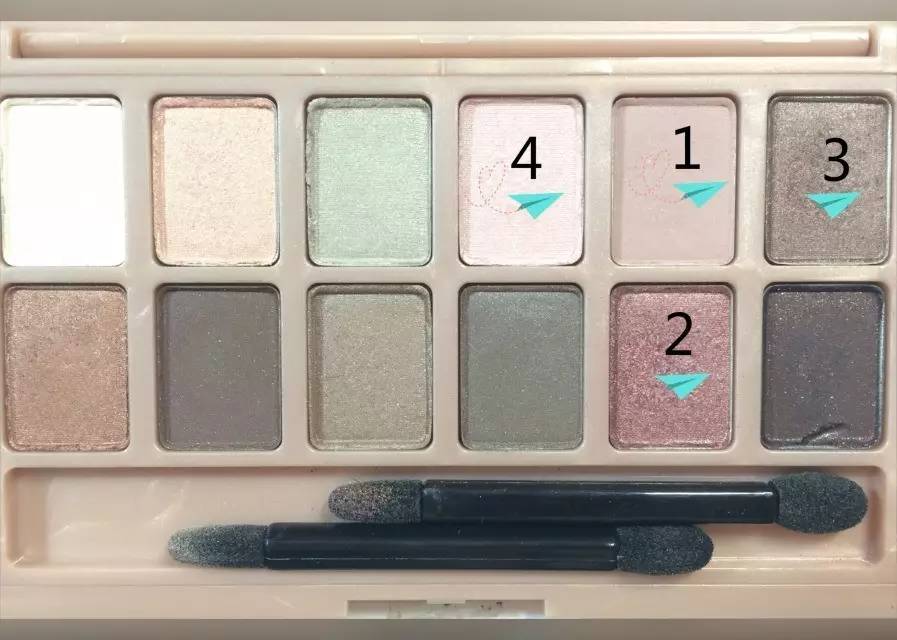 能完成80%种妆容的新手眼影盘推荐,适合新手的眼影盘一盘多用