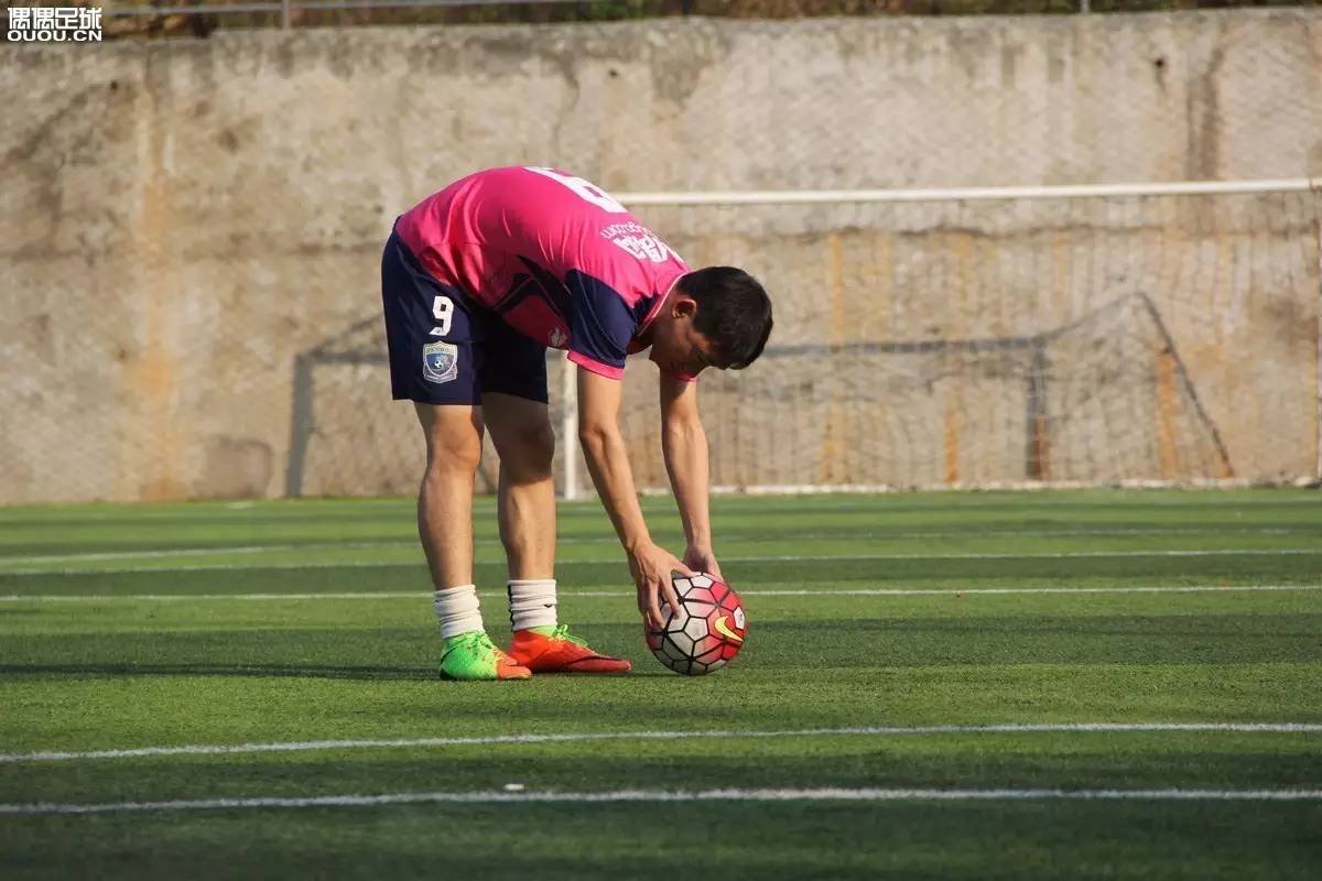 nikehypervenom毒蜂3顶级,hypervenom耐克