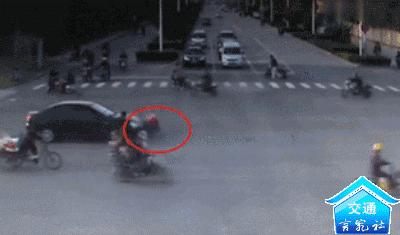 漳州人注意！看到街上的反光锥没？交警蜀黍又有新动作，小电驴你走对路了吗？